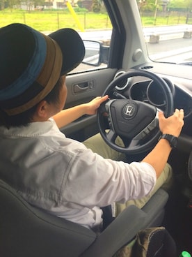 「LOLO（ロロ）のアイテム」を使った、ちゃんるみさん（メンズ・165cm）の春コーディネート