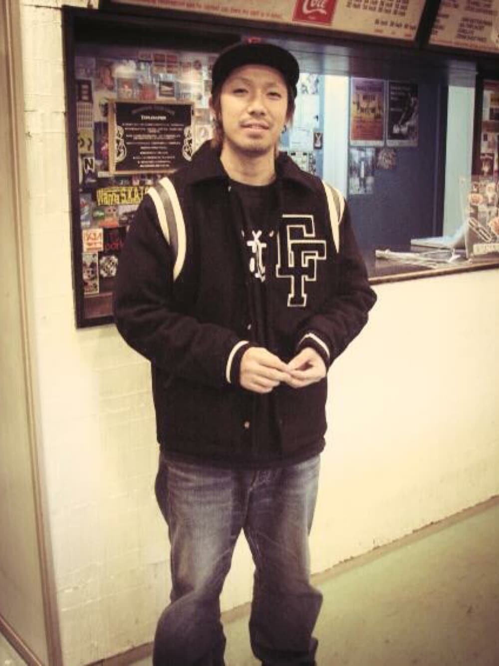 Corefighter スタジャン M黒 COREFIGHTERのスタジャンを使った人気ファッション