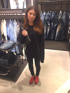 「DIESEL（ディーゼル）のアイテム（クラッチバッグ）」を使った、chisaさん（レディース・166cm）の夏コーディネート