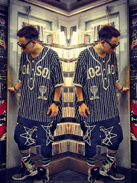 「STANCE（スタンス）のアイテム」を使った、DJ Mykal a.k.a.林哲儀さん（メンズ・174cm）の夏コーディネート