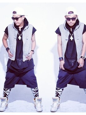 「アイテム（タイツ/ストッキング）」を使った、DJ Mykal a.k.a.林哲儀さん（メンズ・174cm）の夏コーディネート