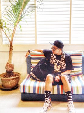 「PROVIDERのアイテム」を使った、DJ Mykal a.k.a.林哲儀さん（メンズ・174cm）の夏コーディネート