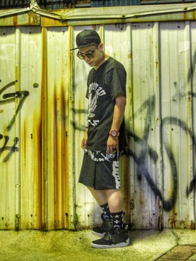 「REMIX（リミックス）のアイテム」を使った、DJ Mykal a.k.a.林哲儀さん（メンズ・174cm）の夏コーディネート
