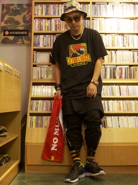 「PROVIDERのアイテム」を使った、DJ Mykal a.k.a.林哲儀さん（メンズ・174cm）の夏コーディネート
