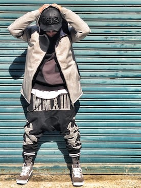 「REMIX（リミックス）のアイテム（ジャケット/アウター）」を使った、DJ Mykal a.k.a.林哲儀さん（メンズ・174cm）の冬コーディネート