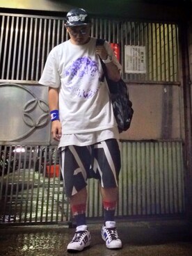 「adidas Originals by JEREMY SCOTT」｜「アイテム（キャップ）」を使った、DJ Mykal a.k.a.林哲儀さん（メンズ・174cm）の秋コーディネート