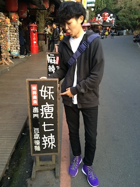 「Nike flyknit」｜「アイテム（シューズ）」を使った、Chiahsinさん（レディース・167cm）の冬コーディネート