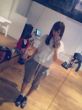 「adidas by Stella McCartney（アディダスバイステラマッカートニー）のアイテム（トップス）」を使った、浜田翔子さん（レディース・157cm）の春コーディネート