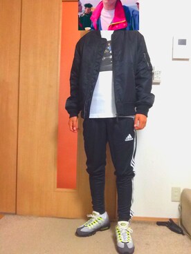 「アイテム（ミリタリージャケット）」を使った、チカラさんさん（メンズ・169cm・20代）の秋コーディネート