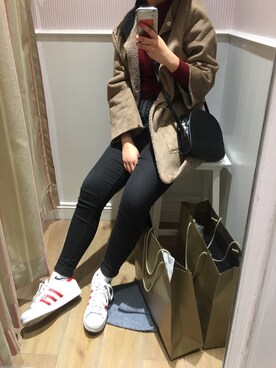 「MONKI（モンキ）のアイテム（ボディバッグ/ウエストポーチ）」を使った、am40438さん（レディース・163cm）の冬コーディネート
