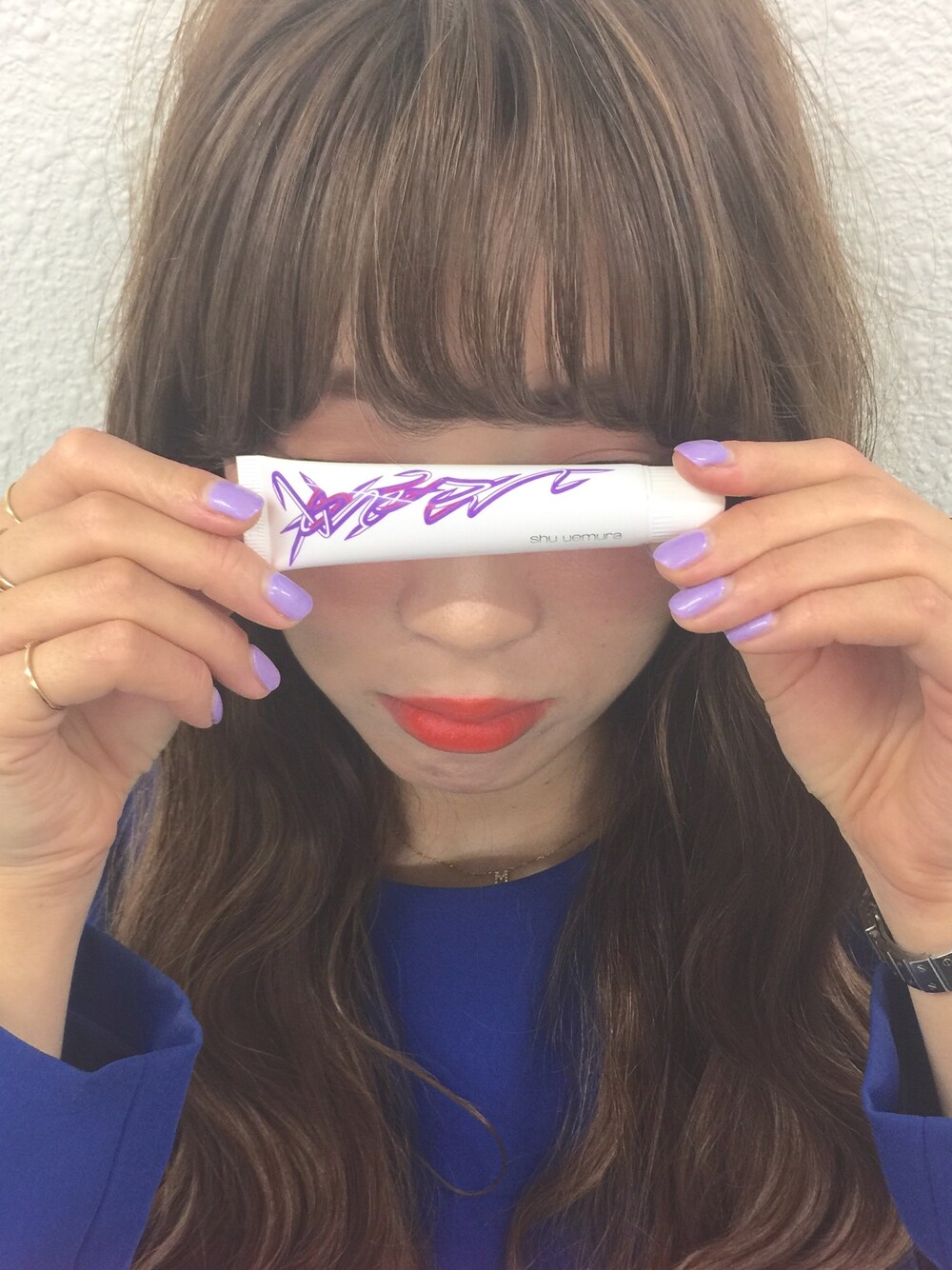 「リップ、チーク、オレンジ、シュウウエムラ、新商品」｜「shuuemuraのアイテム（口紅/リップティント/グロス、オレンジ系）」を使った、Mamiさん（レディース・158cm）の秋コーディネートの1枚目の写真
