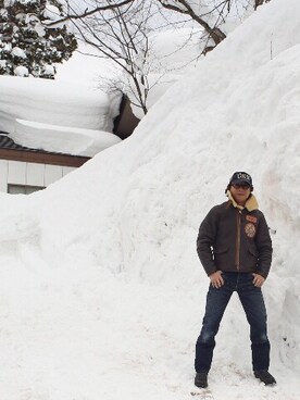 「アイテム（ミリタリージャケット、ブラウン系）」を使った、Benny Sekiさん（メンズ・165cm）の冬コーディネート