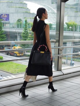 「MONKI（モンキ）のアイテム（ベスト）」を使った、TanyaTinさん（レディース・170cm）の春コーディネート