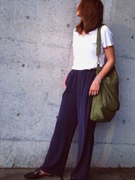 「AZUL by moussy（アズールバイマウジー）のｵｰｶﾞﾆｯｸｺｯﾄﾝVﾈｯｸ半袖PO（Tシャツ/カットソー）」を使った、AZUさん（レディース・161cm）の夏コーディネート