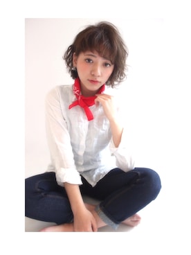 「UNIQLO（ユニクロ）のMEN プレミアムリネンシャツ（長袖）（シャツ/ブラウス、ホワイト系）」を使った、Hikariさん（レディース・154cm）の春コーディネート