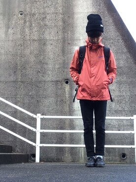 「靴下チラ見せ」｜「アイテム（マウンテンパーカー）」を使った、kokさん（メンズ・166cm）の冬コーディネート