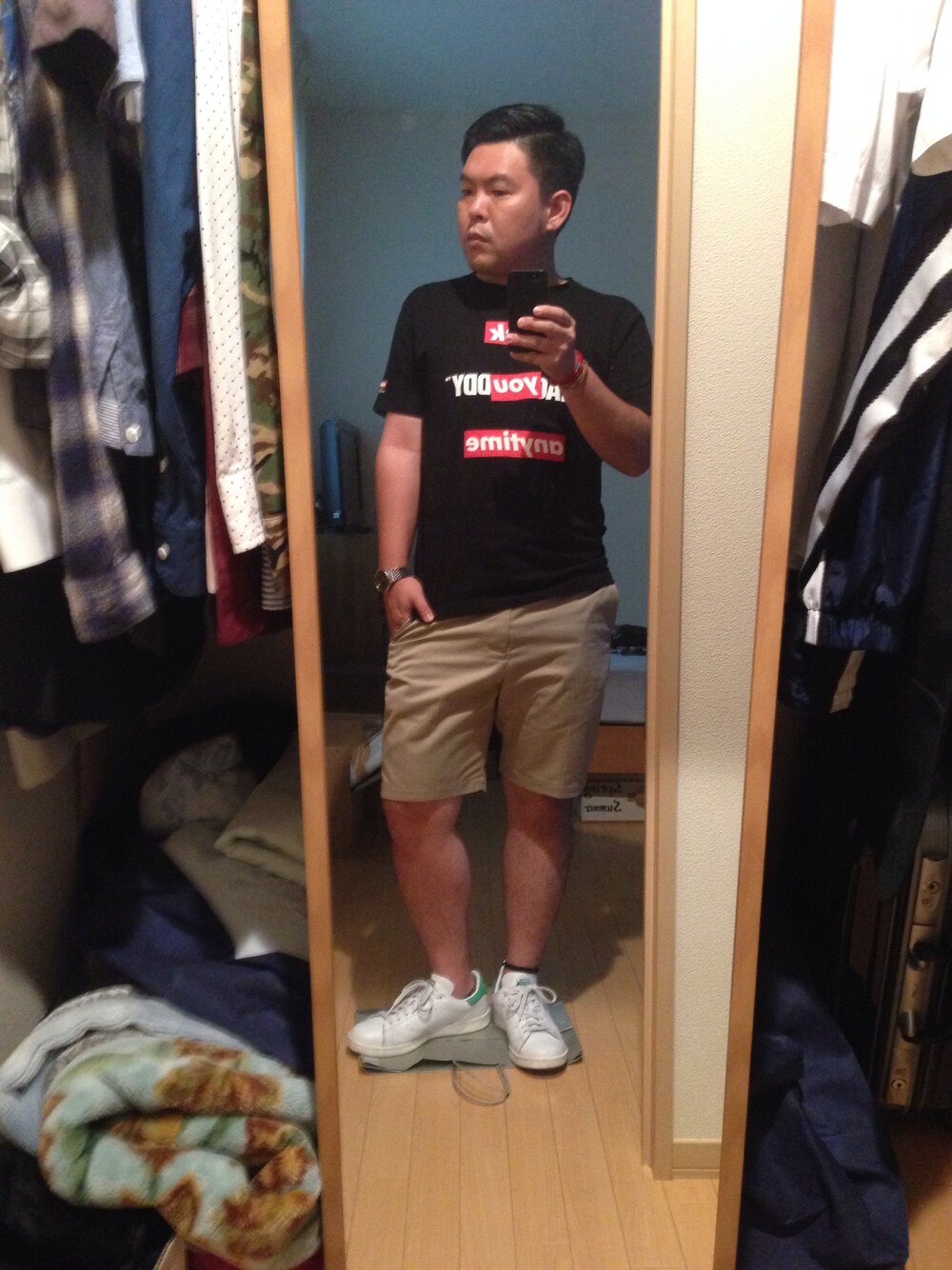 「ギター、バンド、MACKDADDY、ワコマリア、スタンスミス、ストリート、WEAR ROCK JAPAN 2014」｜「MACKDADDYのアイテム（Tシャツ/カットソー、ブラック系）」を使った、John Lemonさん（メンズ・165cm）の夏コーディネートの1枚目の写真