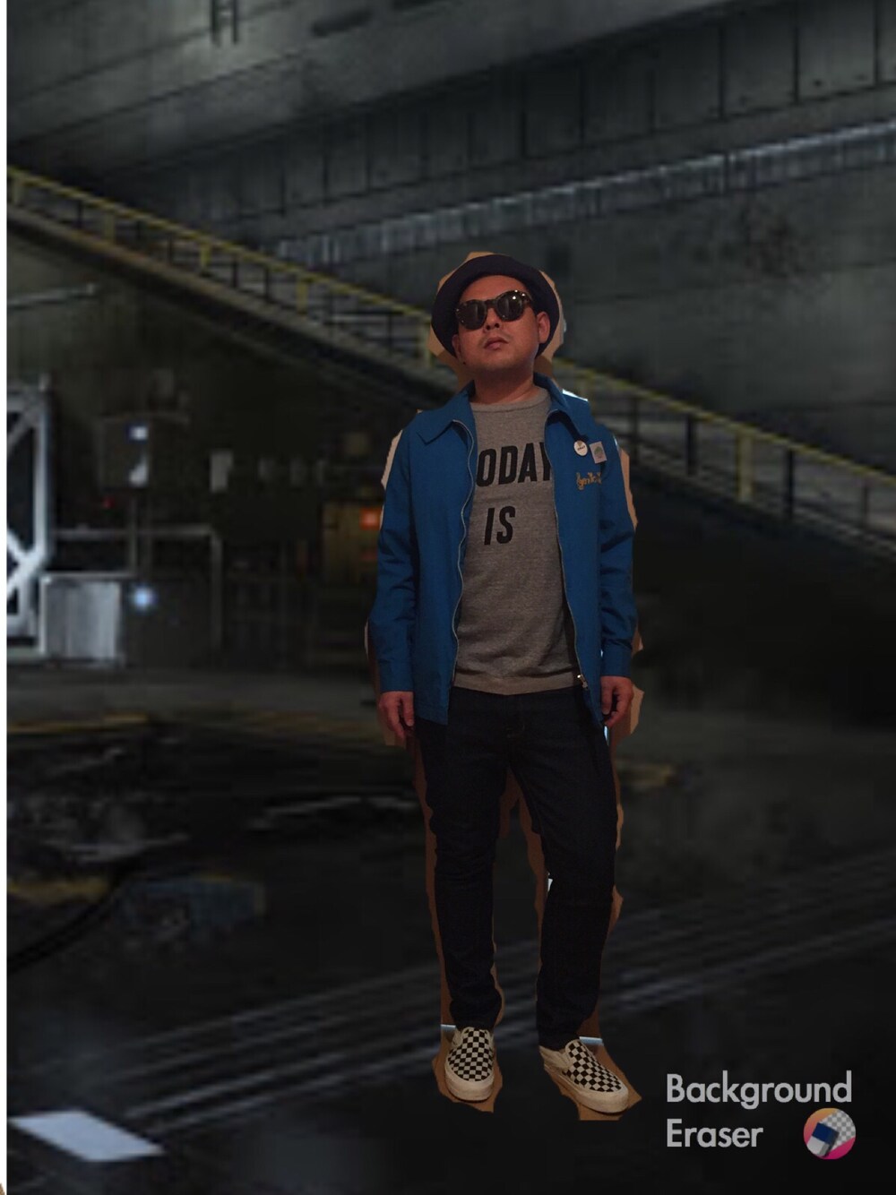 「WEAR群馬会、スウィングトップ、ドリズラージャケット、スキニーデニム、Tシャツ、Ron Herman、SONIC LAB、APRIL77、スリッポン、VANS VAULT」｜「SONIC LABのスゥイングトップ（ブルゾン、ブルー系）」を使った、John Lemonさん（メンズ・165cm）の春コーディネートの1枚目の写真