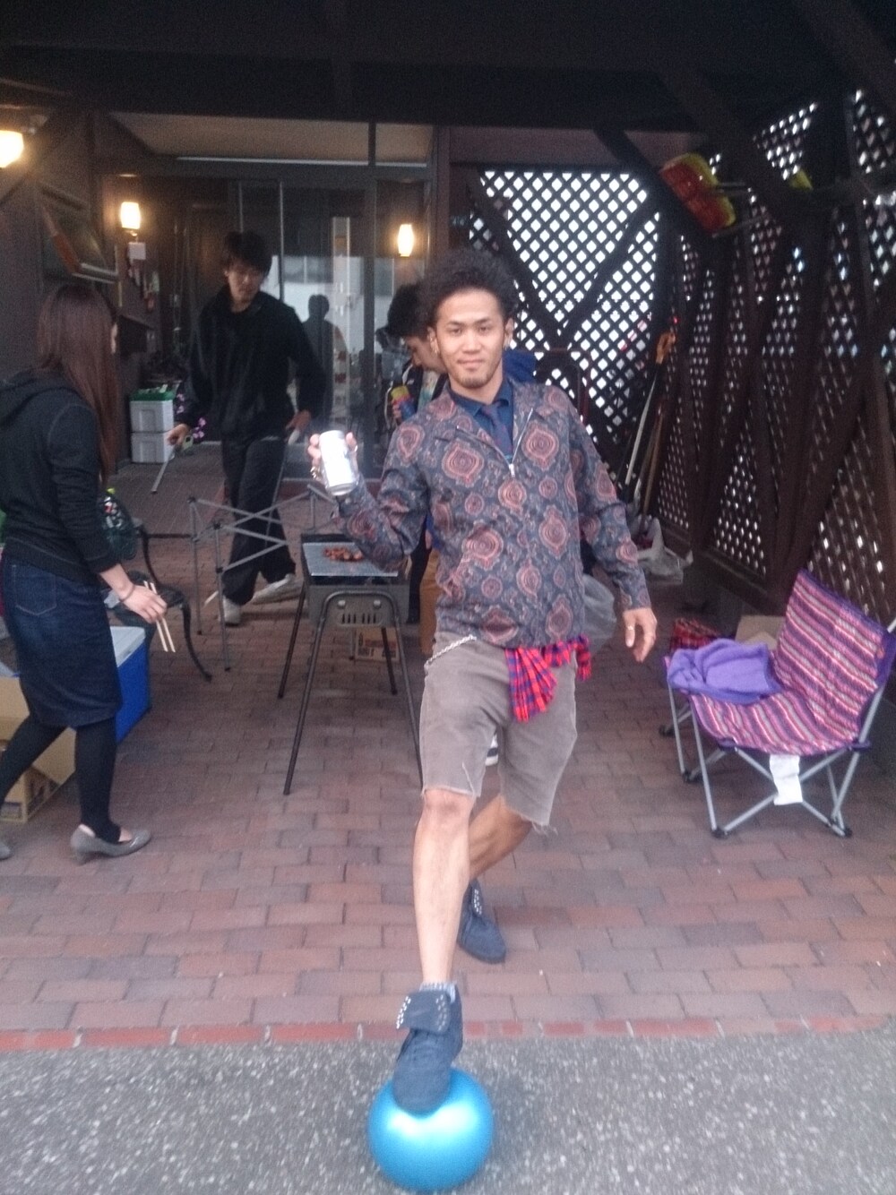 「supreme、SOPHNET.、ネクタイ、サッカー、BBQ、Louis Vuitton」｜「Supreme のottoman jk（カバーオール、ブルー系）」を使った、もんちゃんさん（メンズ・175cm）の夏コーディネートの1枚目の写真
