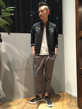 「buddy（バディ）のアイテム（スニーカー）」を使った、daiさん（メンズ・180cm）の春コーディネート