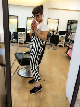 「NEW BALANCE（ニューバランス）のアイテム（スニーカー、ブラック系）」を使った、Wu Hengchiehさん（レディース・162cm）の夏コーディネート