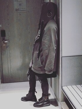 「Dr. Martens（ドクターマーチン）のアイテム（アクセサリー）」を使った、JiangShaoDong__loserさん（メンズ・178cm）の秋コーディネート