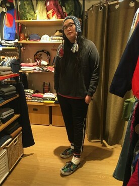 「アクティブ」｜「アイテム（ニットキャップ/ビーニー）」を使った、日下部氏さん（メンズ・180cm）の冬コーディネート