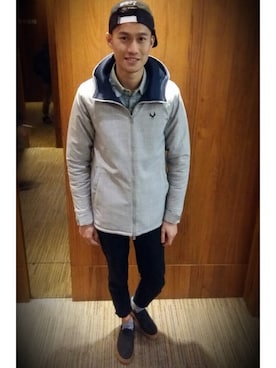 「REMIX（リミックス）のアイテム（スタジャン）」を使った、沈翰さん（メンズ・180cm）の冬コーディネート
