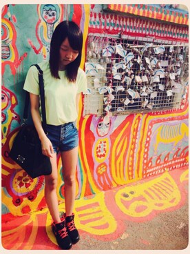 莊佳妮さんのコーディネート