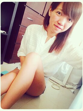 莊佳妮さんのコーディネート