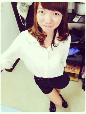 莊佳妮さんのコーディネート