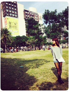 莊佳妮さんのコーディネート