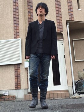 「NEIL BARRETT（ニールバレット）のアイテム（Tシャツ/カットソー）」を使った、ayumuさん（メンズ・170cm）の冬コーディネート