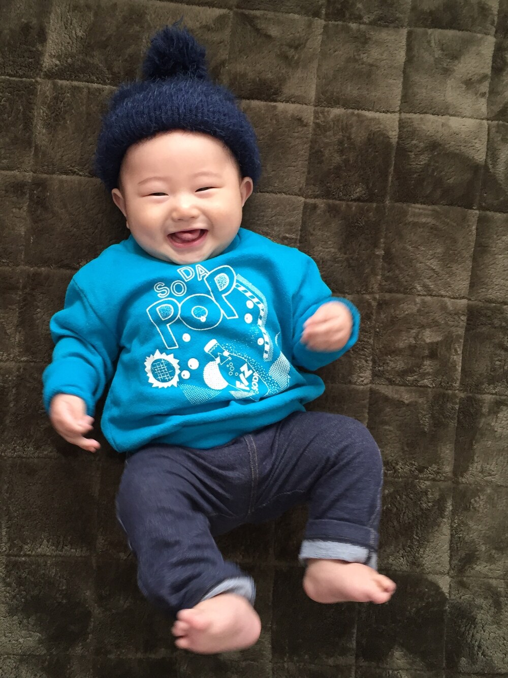 「baby、赤ちゃん、０歳、５ヶ月、used、ニット帽、青、スウェット、古着MIX」｜「MARKEY'Sのアイテム（ニットキャップ/ビーニー、ブルー系）」を使った、ちーばちゃんさん（キッズ・60cm）の冬コーディネートの1枚目の写真
