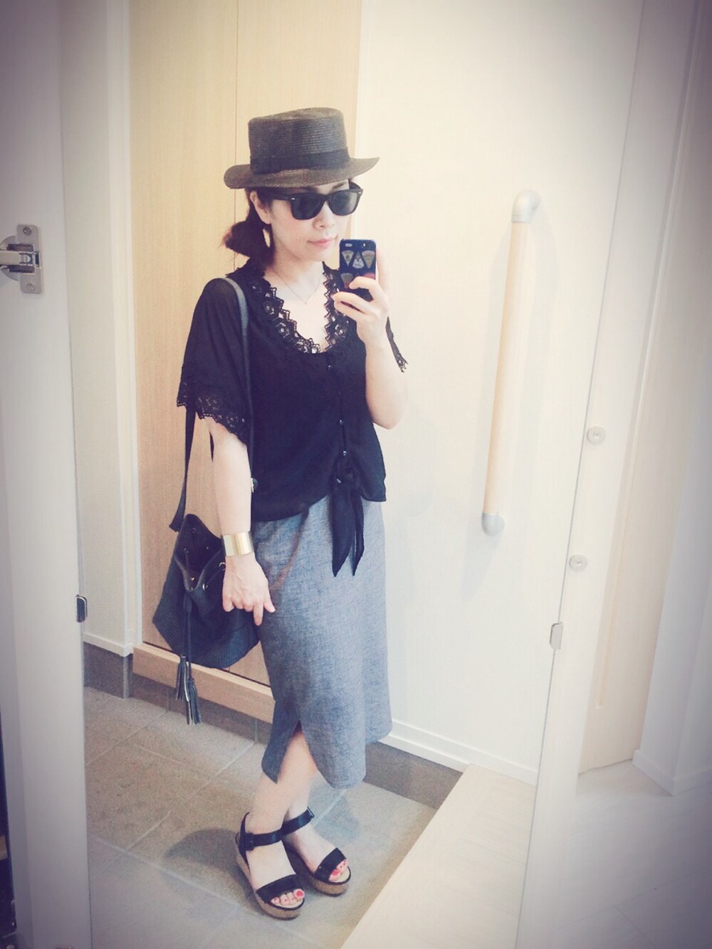 「夏コーデ、シンプルコーデ、大人コーデ、ootd、オトナカジュアル、きれいめカジュアル、サンダル、黒、カンカン帽」｜「DAISOのアイテム（ハット、ブラック系）」を使った、halさん（レディース・163cm）の夏コーディネートの1枚目の写真