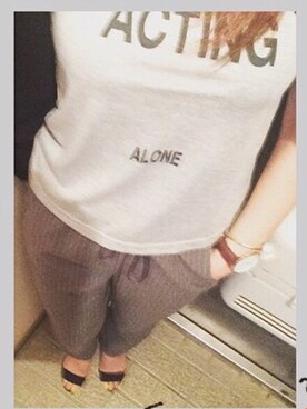 「GU（ジーユー）のアイテム（その他パンツ、グレー系）」を使った、가영 がよん◡̈⃝さん（レディース・161cm）の秋コーディネート