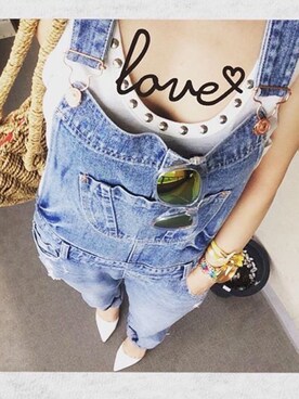 「ZARA（ザラ）のアイテム（デニムパンツ、ブルー系）」を使った、가영 がよん◡̈⃝さん（レディース・161cm）の秋コーディネート