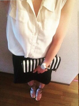 「GU（ジーユー）のアイテム（シャツ/ブラウス、ホワイト系）」を使った、가영 がよん◡̈⃝さん（レディース・161cm）の秋コーディネート