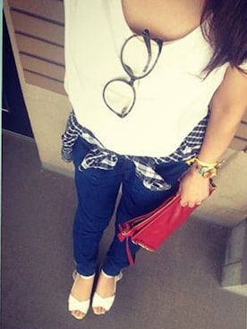 「GU（ジーユー）のアイテム（Tシャツ/カットソー、ホワイト系）」を使った、가영 がよん◡̈⃝さん（レディース・161cm）の秋コーディネート