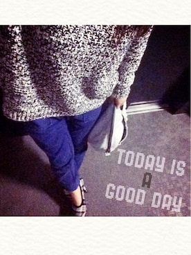 「GU（ジーユー）のアイテム（パンツ、ブルー系）」を使った、가영 がよん◡̈⃝さん（レディース・161cm）の秋コーディネート