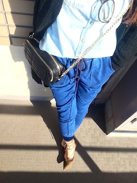 「GU（ジーユー）のアイテム（その他パンツ、ブルー系）」を使った、가영 がよん◡̈⃝さん（レディース・161cm）の春コーディネート