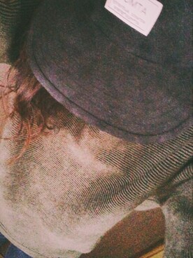 「atmos（アトモス）のアイテム（キャップ）」を使った、arisaさん（レディース・165cm）の冬コーディネート