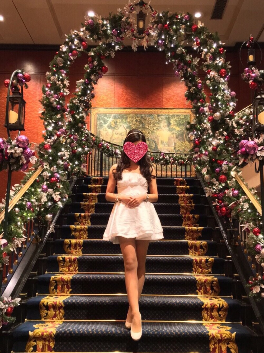 「ドレスアップ、ホワイトコーデ、ベアトップ、フレアワンピース、ESPERANZA、楽天、盛り髪、ガーリー、ドーリー」｜「Doubleのアイテム（ワンピース、ホワイト系）」を使った、mocoさん（レディース・162cm）の冬コーディネートの1枚目の写真