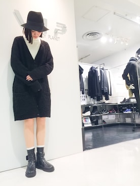「L.H.P（エルエイチピー）のアイテム（カーディガン/ボレロ）」を使った、Hikaru Shimizuさん（レディース・165cm）の秋コーディネート