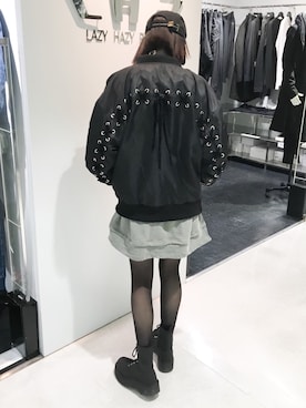 「L.H.P（エルエイチピー）のアイテム（MA-1）」を使った、Hikaru Shimizuさん（レディース・165cm）の冬コーディネート