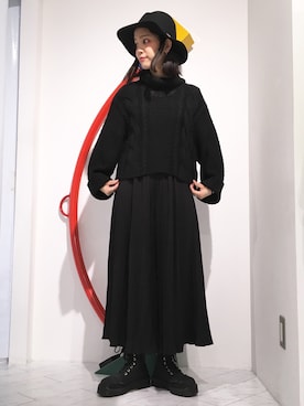 「L.H.P（エルエイチピー）のアイテム（ニット/セーター）」を使った、Hikaru Shimizuさん（レディース・165cm）の秋コーディネート