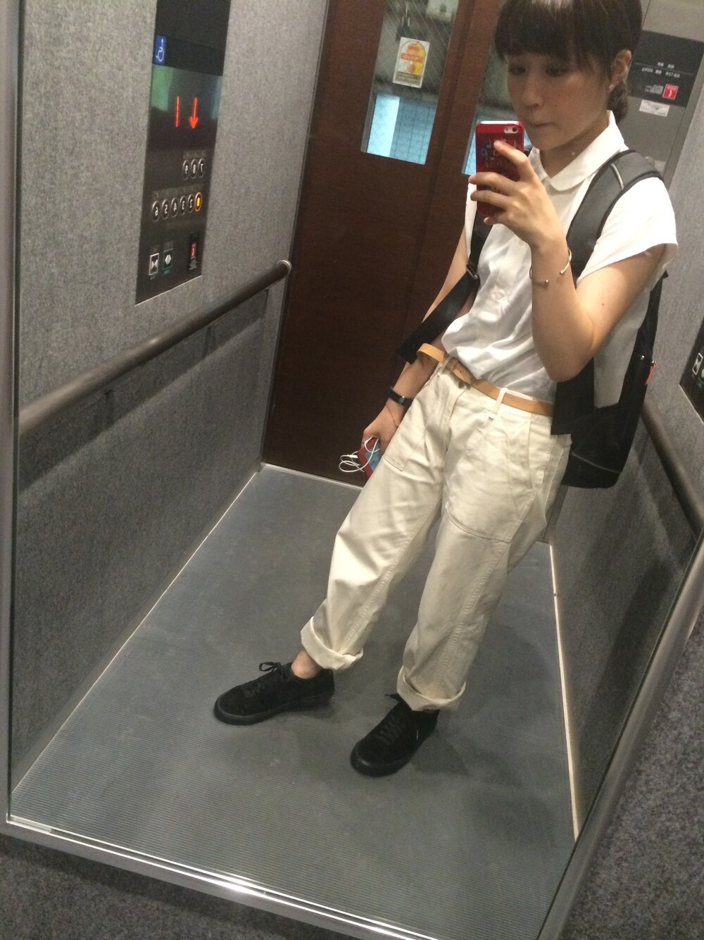 「無印良品、白、真っ白」｜「BLACK COMME des GARCONSのBLACK COMME des GARCONS × NIKE スニーカー（スニーカー、ブラック系）」を使った、ぶーさん（レディース・148cm）の夏コーディネートの1枚目の写真