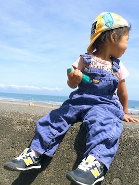 「ハグマグ」｜「アイテム（オールインワン・サロペット）」を使った、LittlePanteaさん（キッズ・80cm）の春コーディネート