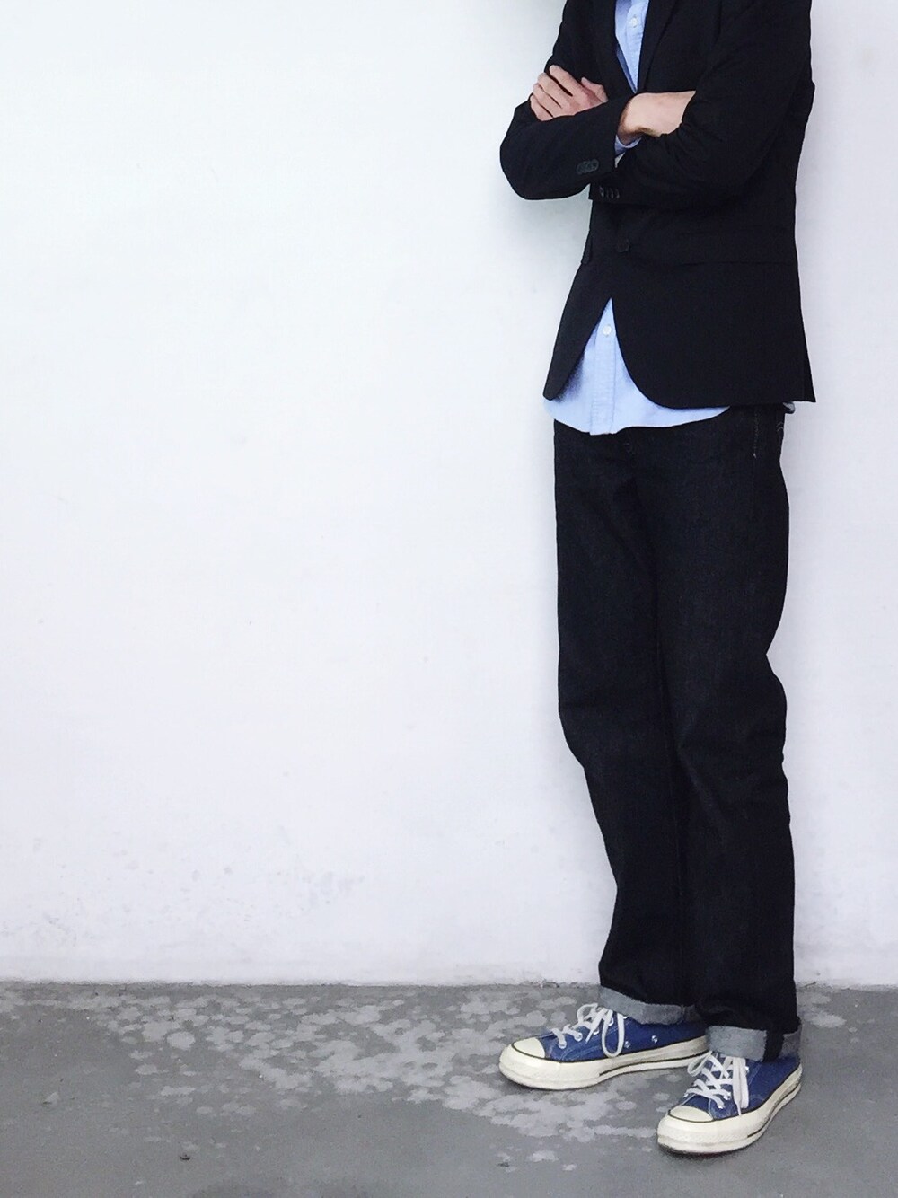 「H&Mのアイテム（テーラードジャケット、ブラック系）」を使った、Joke_zjさん（メンズ・176cm）の春コーディネートの1枚目の写真