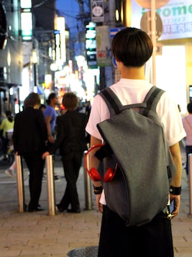 「beats. by dr.dre（ビーツバイドクタードレ）のアイテム（音楽/本・雑誌）」を使った、yooheyさん（メンズ・175cm）の春コーディネート